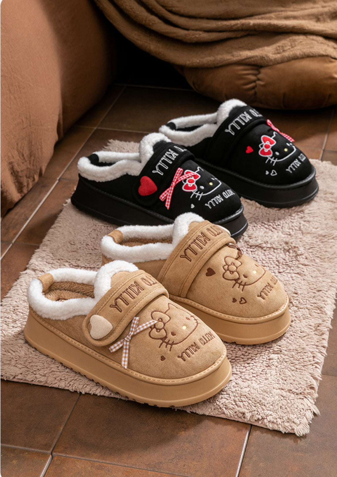 Hello Kitty Cozy Bow Slippers
